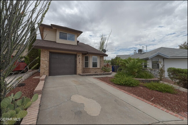 Building Photo - 894 Melville Ln
