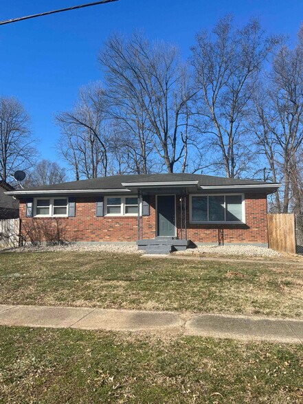 Primary Photo - 9812 Sunkist Way