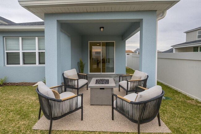 Building Photo - 7415 Olivewood Ave