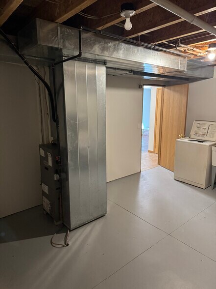 Building Photo - 614 Randolph St