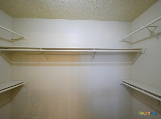 Building Photo - 1510 Westway Dr