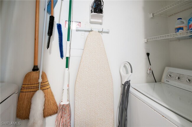 Building Photo - 29 High Point Cir E