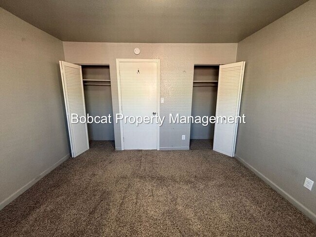 Building Photo - 2590 N Carson St