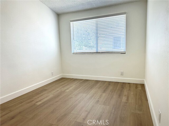 Building Photo - 717 W Provential Dr