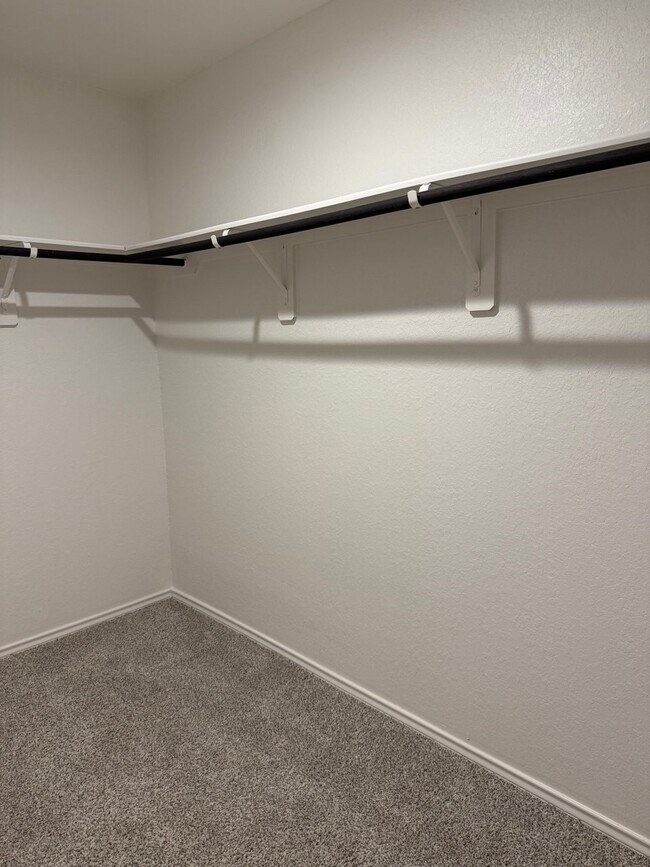 Building Photo - 31138 Delamere Turn Trial