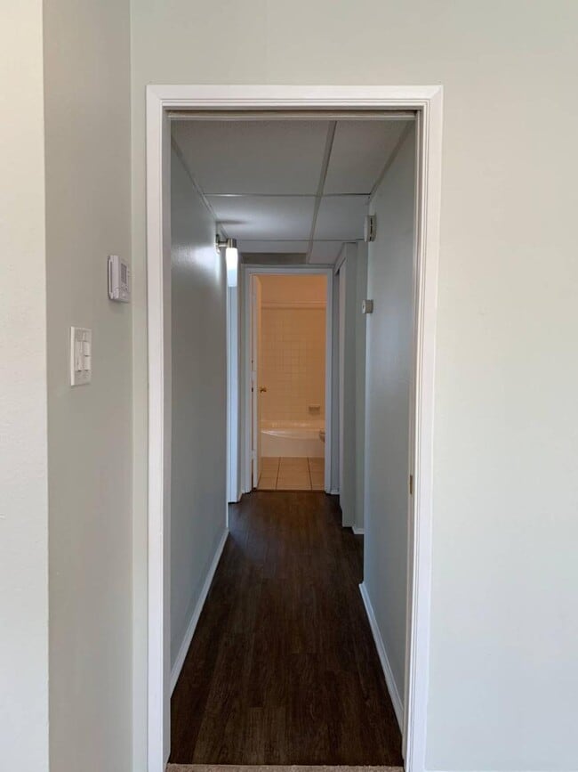 Building Photo - 2.0 bedroom in South Pasadena California 9...