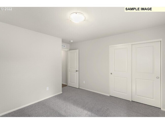 Guest Bedroom - 389 Cornwell St