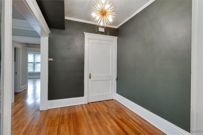 Building Photo - 4166 Russell Blvd