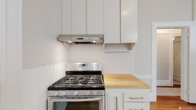 Building Photo - 3763 Clay St