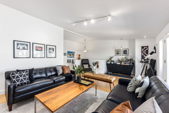 Building Photo - 4277 22nd St