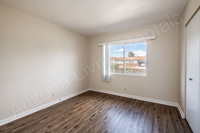 Building Photo - MOVE IN SPECIAL, $675 OFF FIRST MONTH