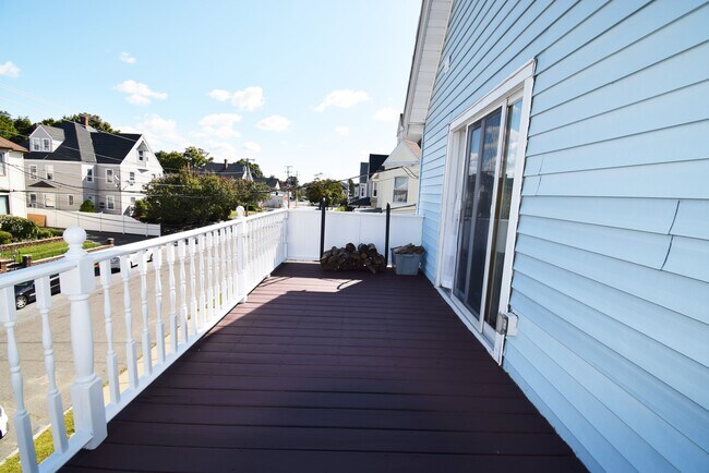 Building Photo - 97 Magoun Ave