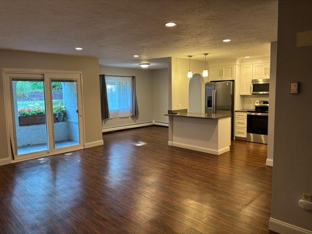 Building Photo - 500 Fellsview Ter