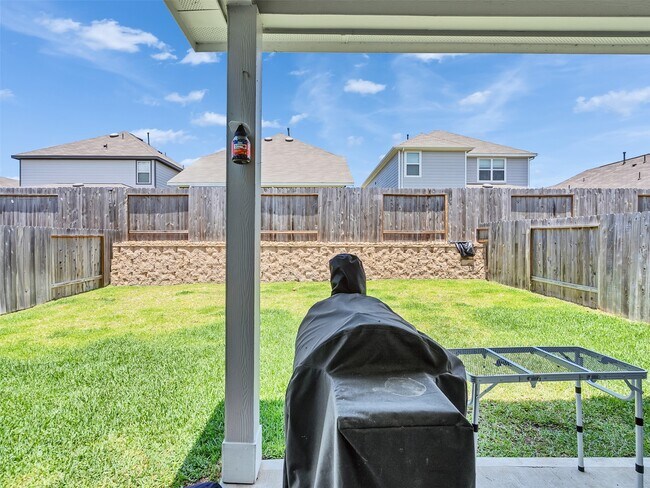 Building Photo - 2416 Bluefish Ct