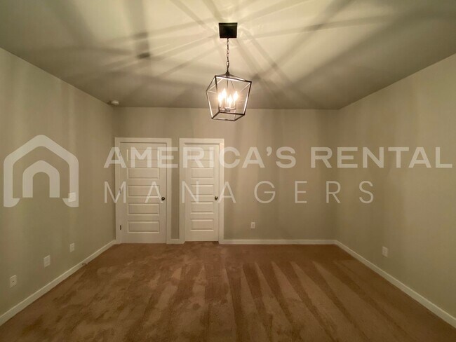 Building Photo - Home for Rent in Clanton, AL!!! COMING SOON!