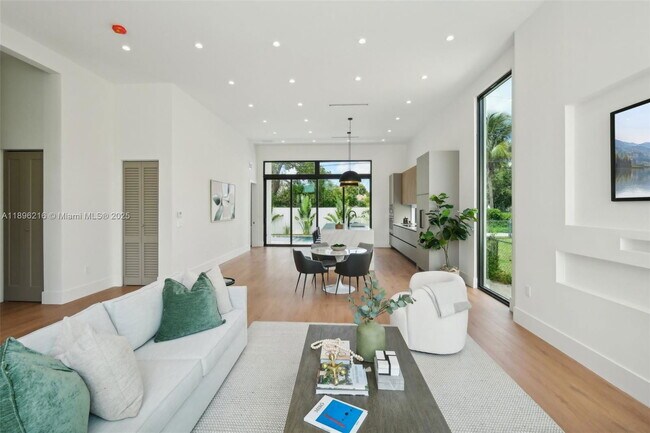 Primary Photo - 510 NW 50th St