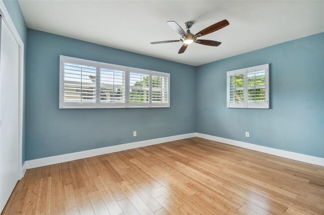 Building Photo - 340 Mehlenbacher Rd