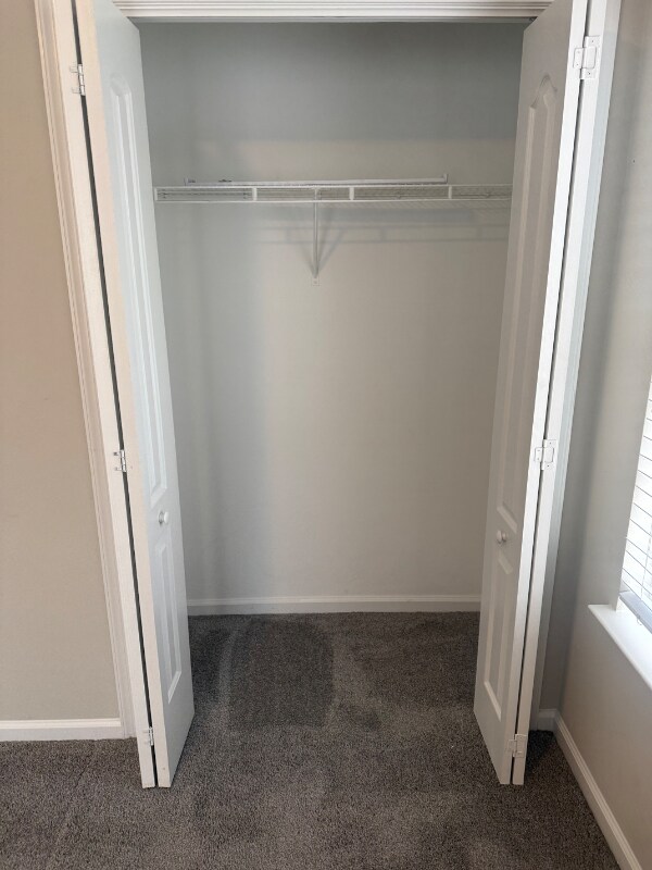 Building Photo - 952 George Washington Hwy N