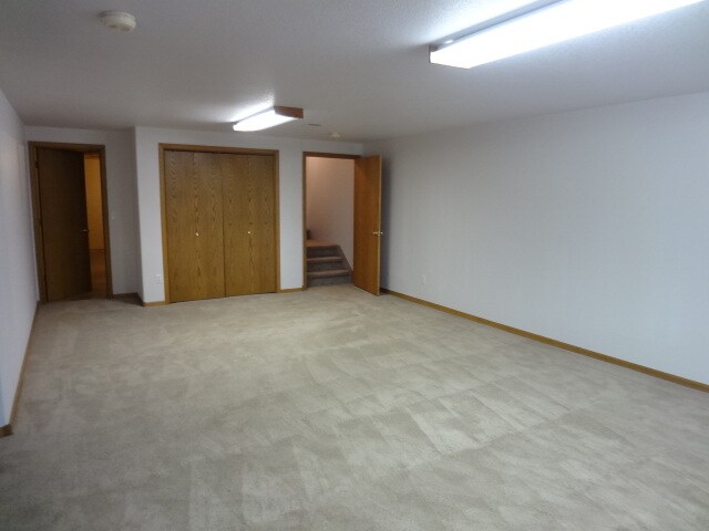 Building Photo - 1618 Northbrook Dr