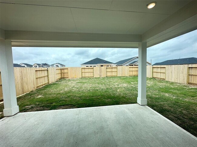 Building Photo - 7239 Grand Mason Dr