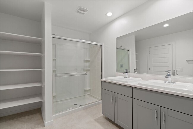 Building Photo - 13276 N Jessett Ln