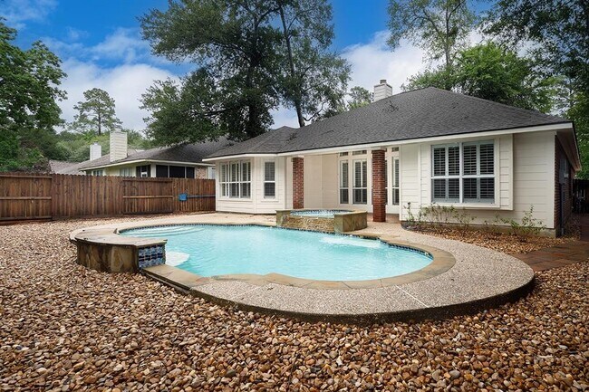 Building Photo - 203 S Brooksedge Cir