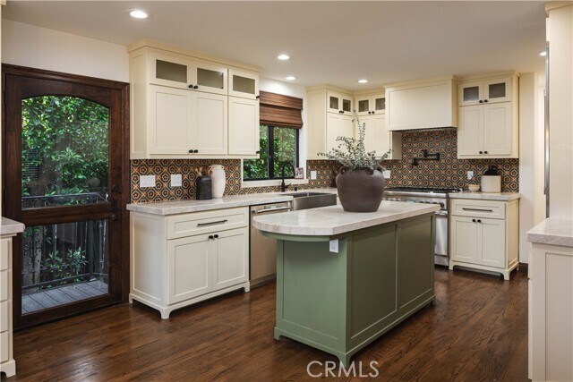 Building Photo - 33791 Granada Dr
