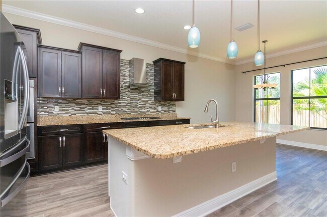 Building Photo - 4417 W Kensington Ave