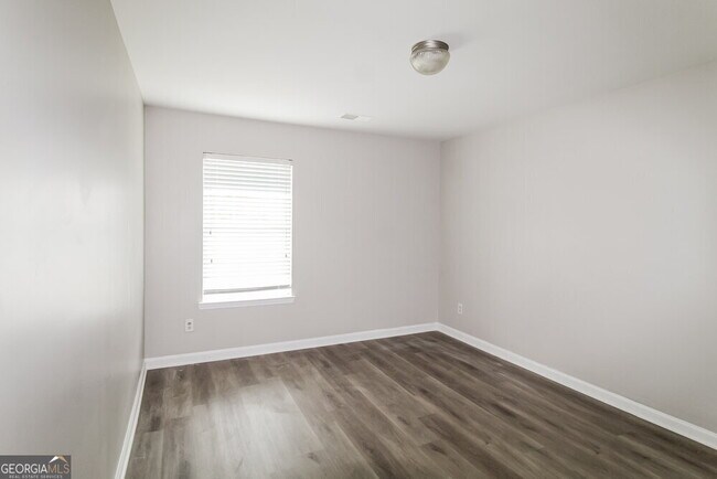 Building Photo - 1471 Ewing Farm Dr