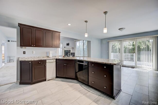 Building Photo - 2924 Wessels Dr