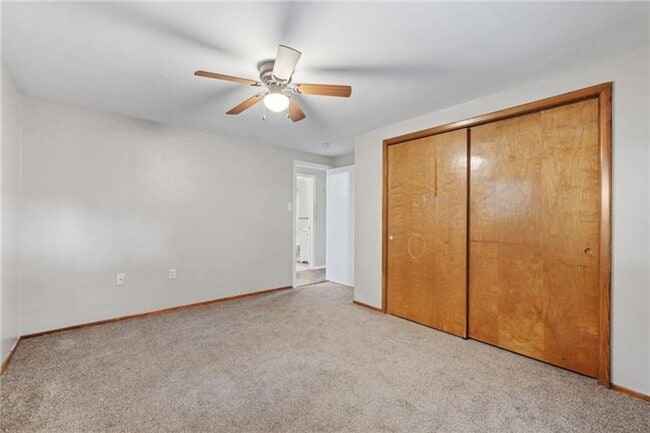 Building Photo - 2897 Leola Ave