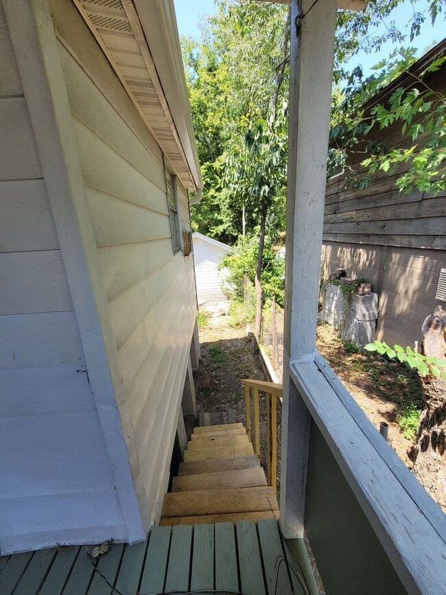 Building Photo - Home in Hot Springs