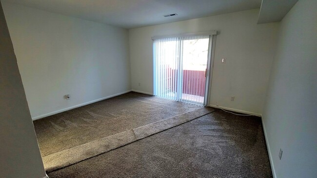 Building Photo - 2620 Wayside Dr