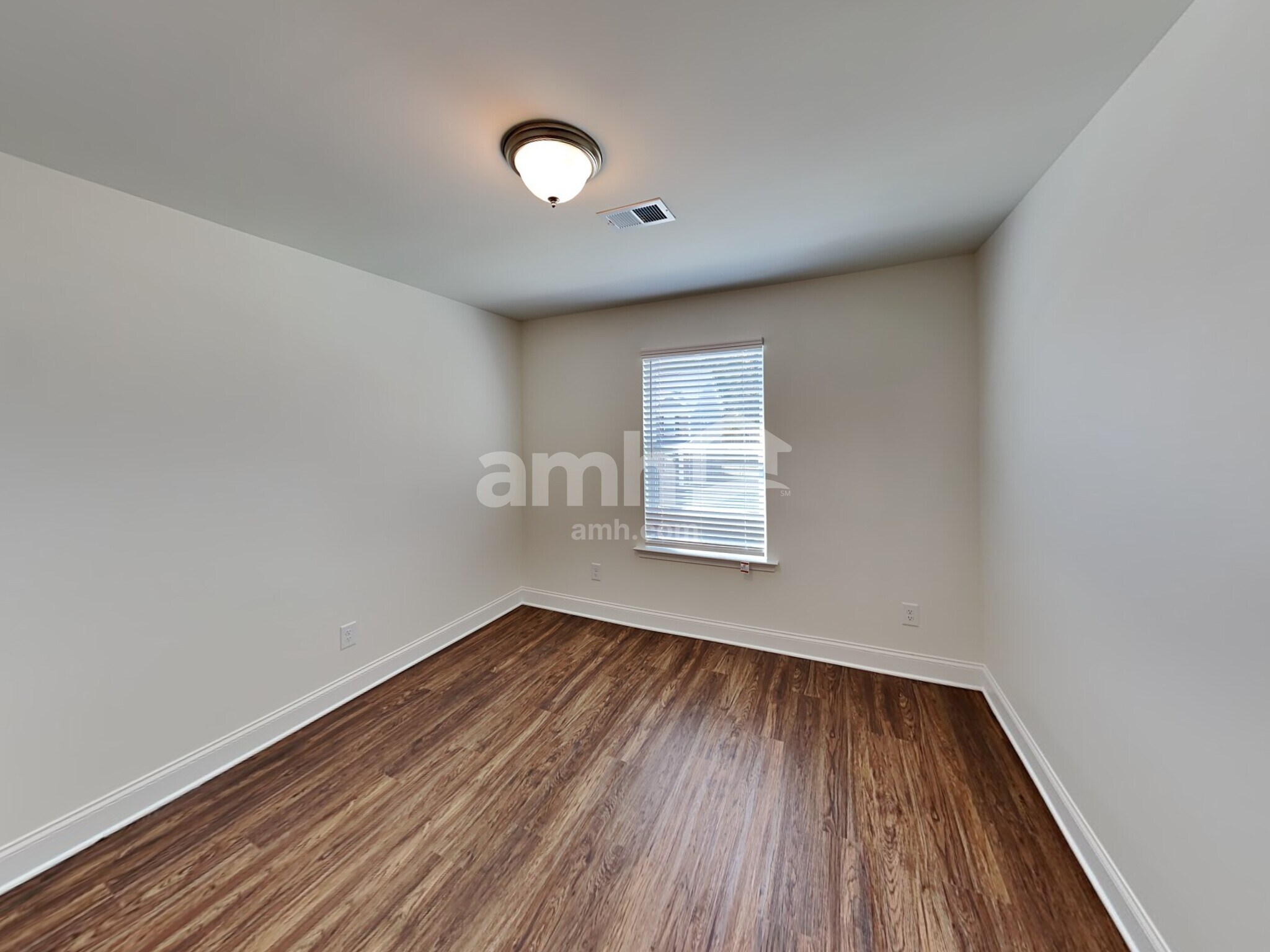 Building Photo - 216 Rivulet Dr