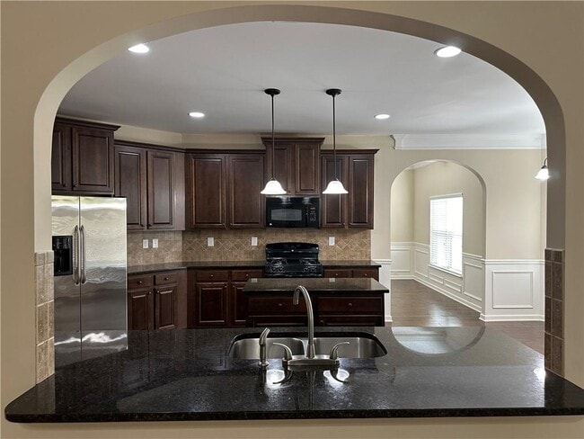 Building Photo - 1560 Walking Horse Trail