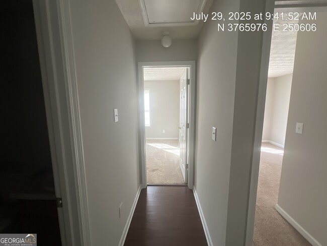 Building Photo - 413 Shenandoah Ct