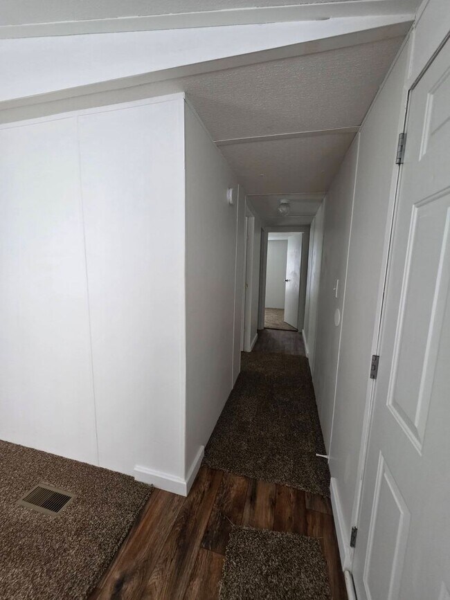 Building Photo - 701 Trollingwood-Hawfields Rd. lot 3