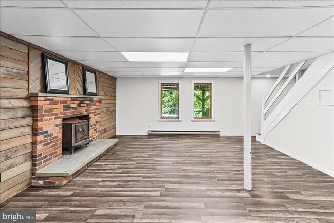 Building Photo - 436 Spackman Ln