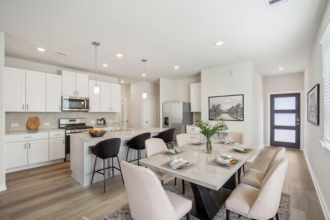 Primary Photo - 252 Charles Rdg Dr