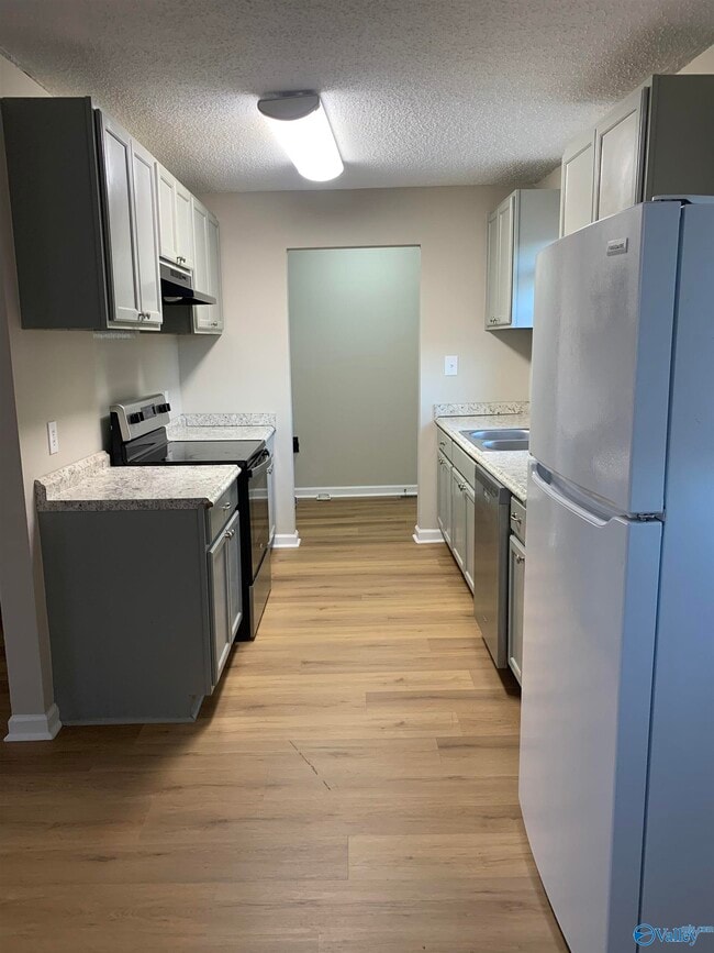 Building Photo - 325 Honea Ln