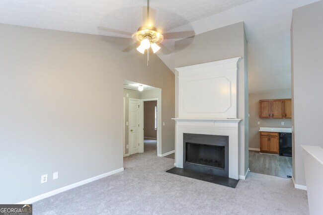 Building Photo - 991 Alford Ct