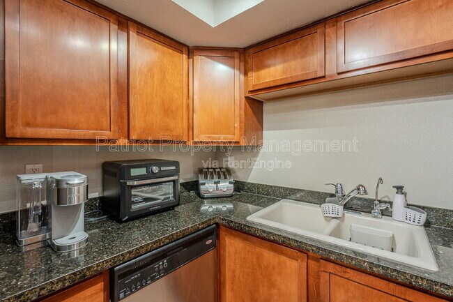 Building Photo - 8250 E Arabian Trail