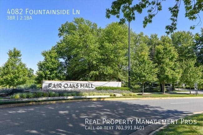 Building Photo - 4082 Fountainside Ln