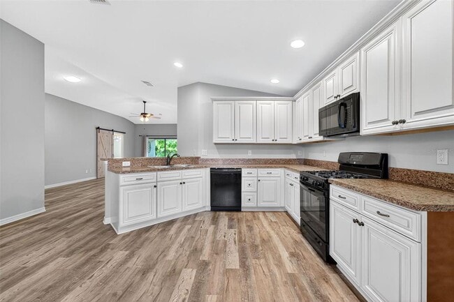 Building Photo - 421 San Lorenzo Ct