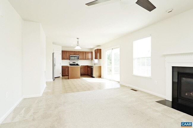 Building Photo - 96 Holly Hill Dr