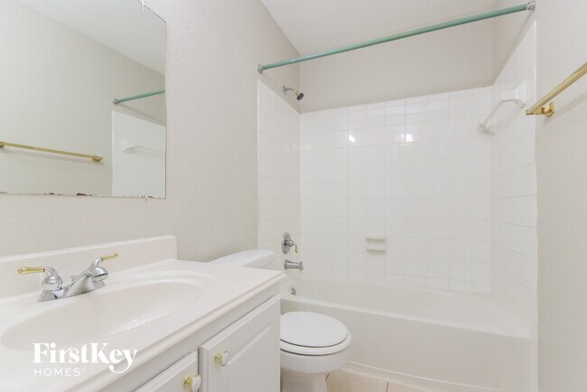 Building Photo - 21110 Covington Bridge Ln