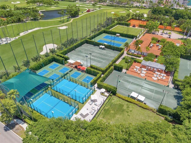 Building Photo - 2244 Fisher Island Dr