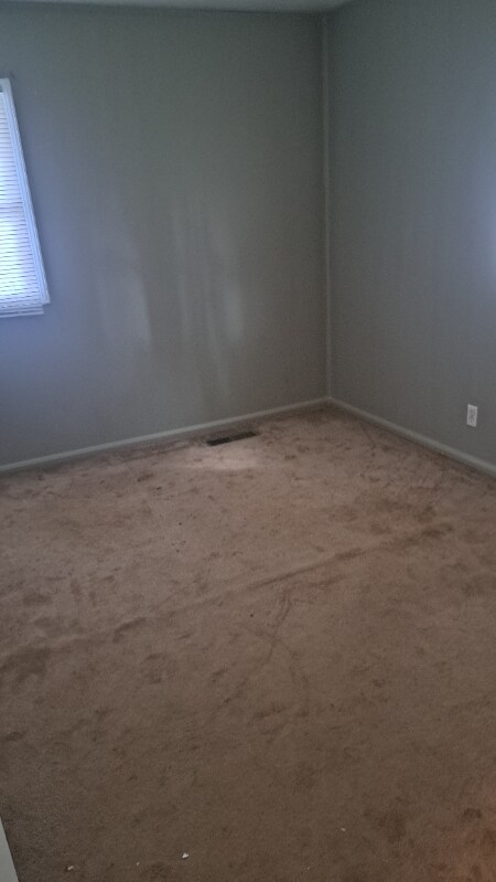 Building Photo - 1104 Riverton Dr