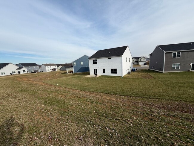 Building Photo - Newly Built 4-Bedroom Home for Rent in Old Heritage Neighborhood – Shelbyville, KY