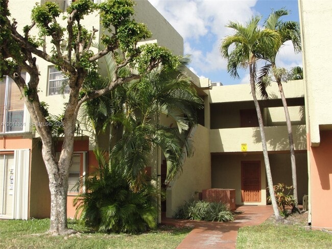 Building Photo - 9390 W Flagler St